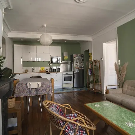 Charming Apartment In The Heart Of Montmartre アパート *